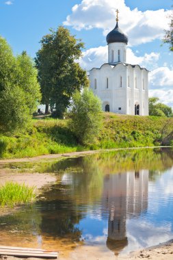 Rus ünlü kilise