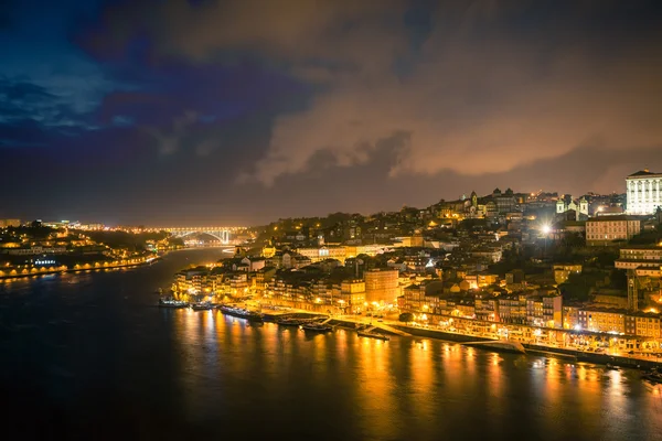 Vue d'ensemble de la vieille ville de Porto — Photo