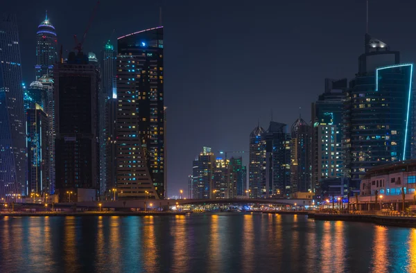 Night view of Dubai Marina — Stock Photo, Image