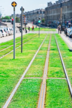 Bordeaux Caddesi'ndeki tramvay hattı 
