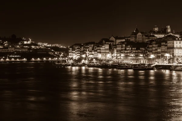 Vista general del casco antiguo de Oporto — Foto de Stock
