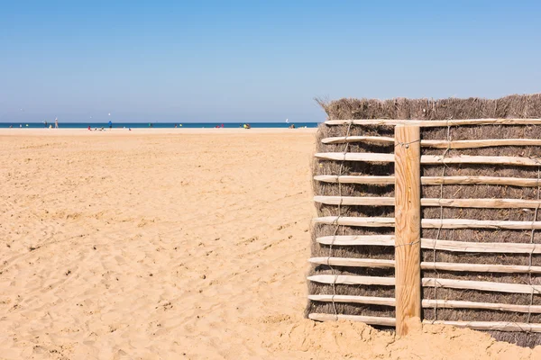 Spiaggia di Deauville con recinzione — Foto Stock