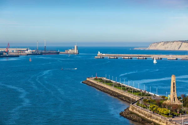 Baie d'El Abra et jetée Getxo et front de mer — Photo