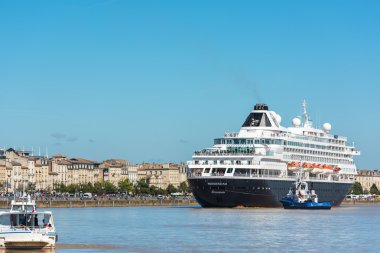 Ünlü Hollandalı gemisi Prinsendam 