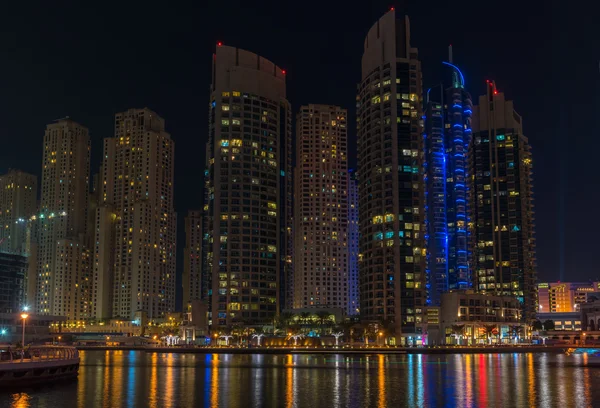 Night view of Dubai Marina — Stock Photo, Image