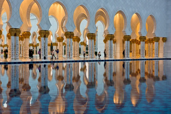 Sheikh Zayed Mesquita branca — Fotografia de Stock