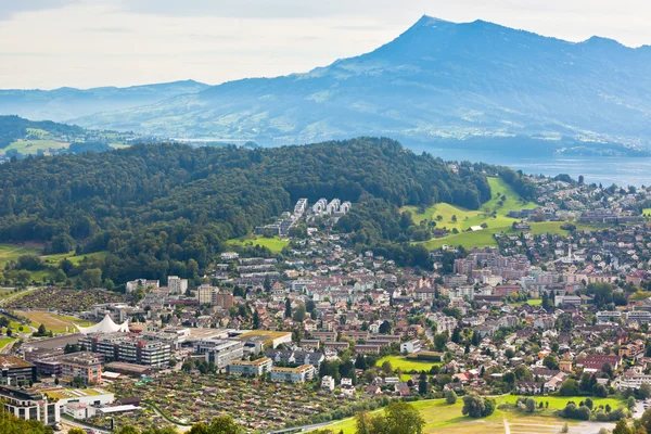 Lucerne şehir görünümünü — Stok fotoğraf