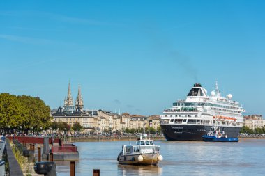 Ünlü Hollandalı gemisi Prinsendam