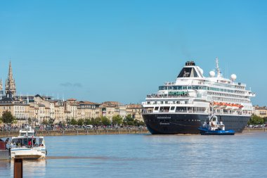 Ünlü Hollandalı gemisi Prinsendam
