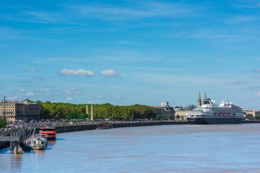 Ünlü Hollandalı gemisi Prinsendam