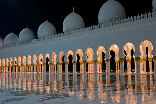 Sheikh Zayed fehér Mosque — Stock Fotó