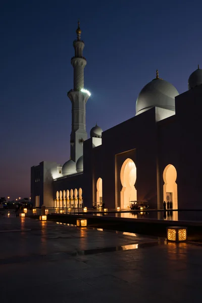 Sheikh Zayed fehér Mosque — Stock Fotó