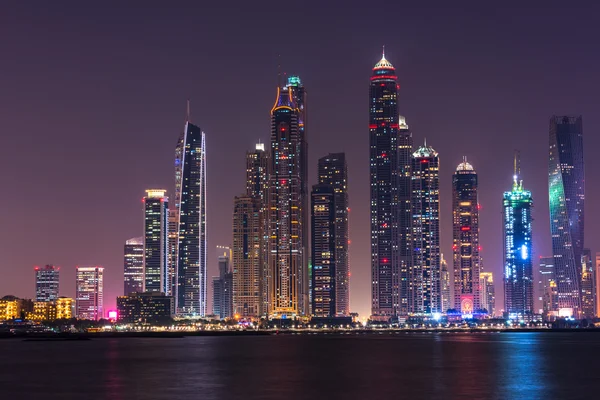 두바이의 밤 풍경 — 스톡 사진