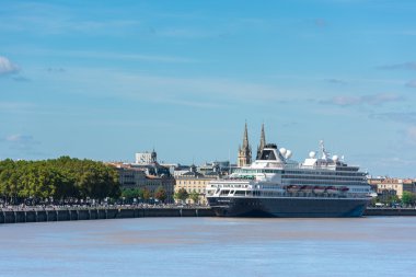 yolcu gemisi Prinsendam Bordeaux