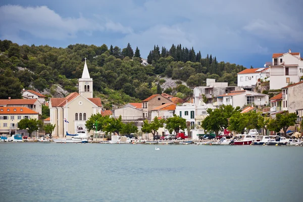 Zaton, Croazia vista dal mare — Foto Stock