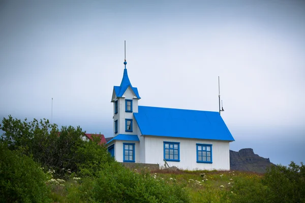 Typický venkovský islandský kostel — Stock fotografie