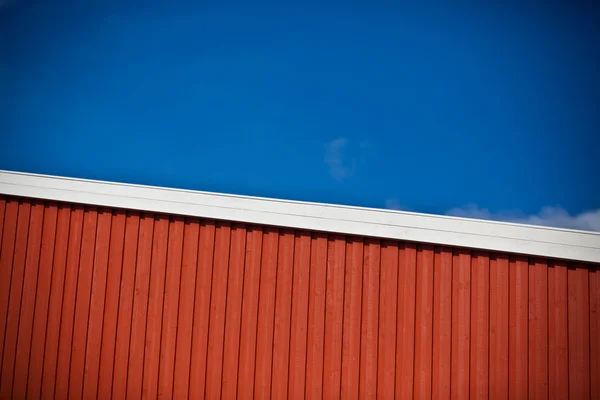 Geometrical shot of house wall on sky background — Stock Photo, Image