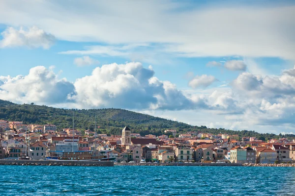 Vodice, Croacia vista desde el mar —  Fotos de Stock