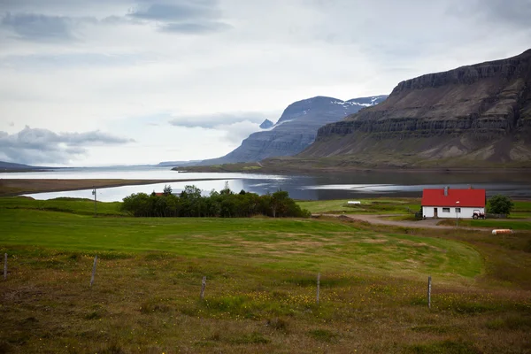 East Iceland doğa fiyort manzara — Stok fotoğraf