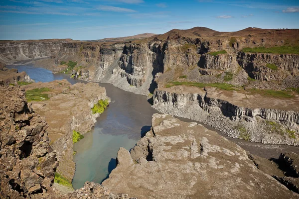 Küste des isländischen Flusses jokulsa a fjollum — Stockfoto