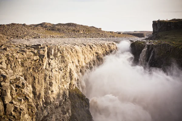 Καταρράκτης DETTIFOSS στην Ισλανδία στο νεφελώδης καιρός — Φωτογραφία Αρχείου