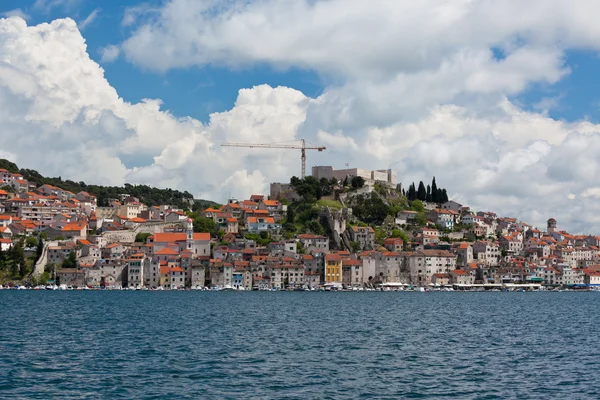 Sibenik, Croacia vista desde el mar —  Fotos de Stock