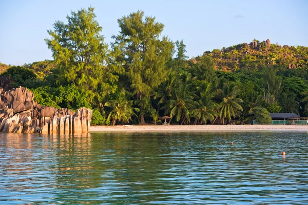 Tropical beach at Curieuse island Seychelles — Stock Photo, Image