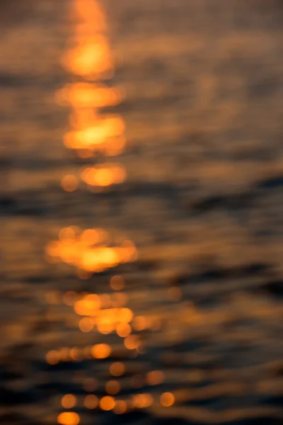 Defokussierten tropischen Sonnenuntergang Hintergrund — Stockfoto