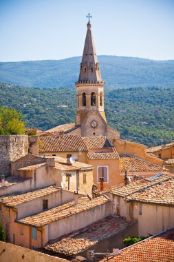 Saint Saturnin d görünümünü Apt