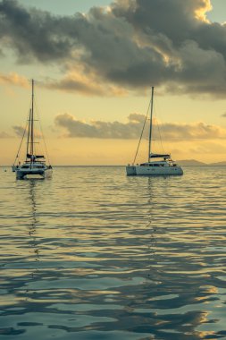 Hint Okyanusu, eğlence yat