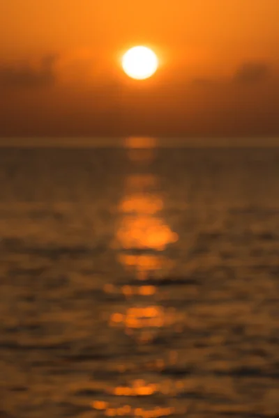 熱帯太平洋に沈む夕日 — ストック写真