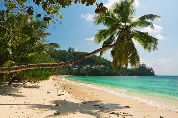 Playa tropical en la isla de Mahe Seychelles — Foto de Stock