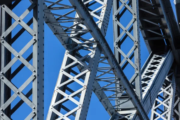 Ponte moderna quadro closeup — Fotografia de Stock