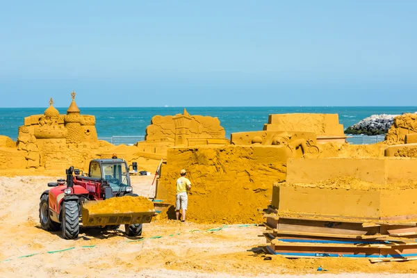Sand Sculpture Festival preparings — Stock Photo, Image