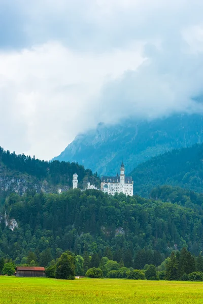 Castillo de Neuschwanstein bávaro vista — Foto de Stock