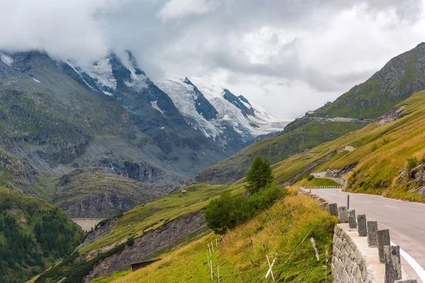 La grande route alpine du Grossglockner — Photo