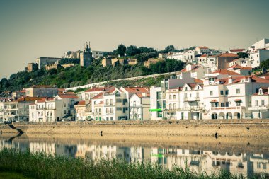 Alcacer do Sal Sado Portekiz Nehri yakınında