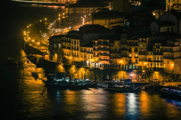 Überblick über die Altstadt von Porto — Stockfoto