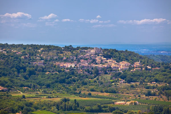 Vue d'un village en Provence — Photo