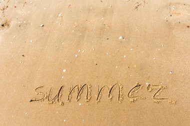 Yaz plaj kum üzerine yazılmış