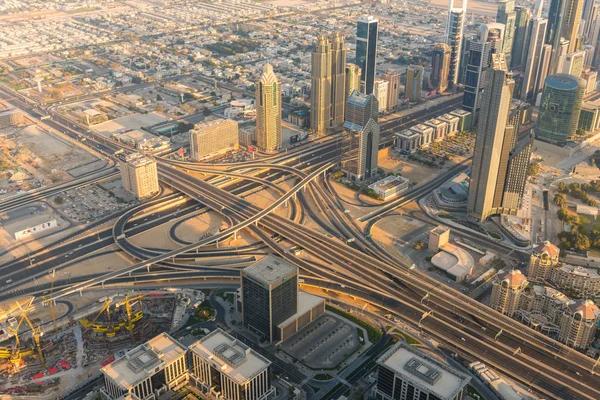 Dubai centrum morgon scen — Stockfoto