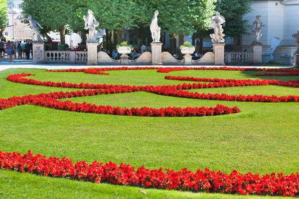 Berömda Mirabell-trädgården — Stockfoto