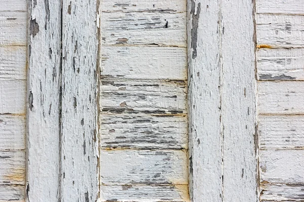 Okna zamknięte okiennice drewniane beżowy — Zdjęcie stockowe
