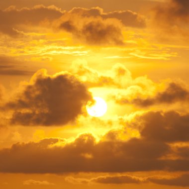 Dramatik gün batımı gökyüzü