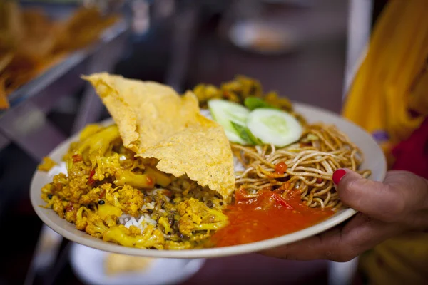 Dal Bhat. comida tradicional nepalí —  Fotos de Stock