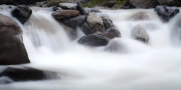 Mountain river in Nepal — Stock Photo, Image