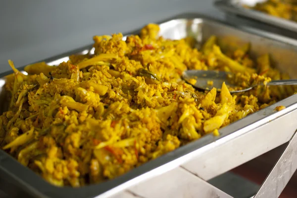 Bowl of spicy Indian dal (lentil) curry prepared with carrot and potato — Stock Photo, Image