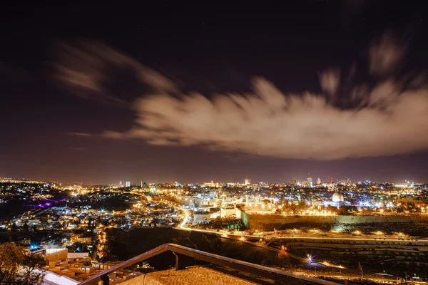 Jerusalem at night with the Al-Aqsa Mosque and the Mount of Olives — Stock Photo, Image