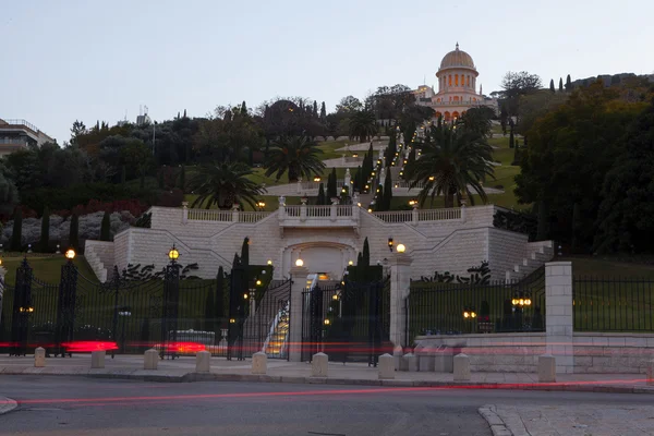 Jardines Bahai en Israel por la noche —  Fotos de Stock