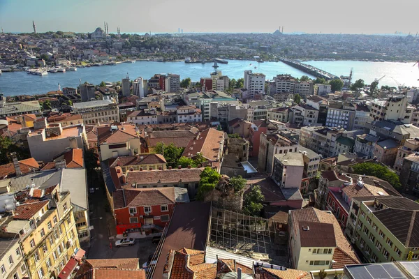 Panoramautsikt över Bosporen från Galata Tower — Stockfoto